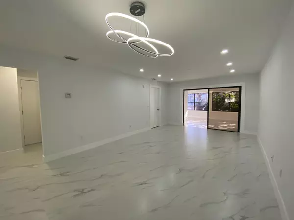 Deerfield Beach, FL 33442,267 NW 36th AVE