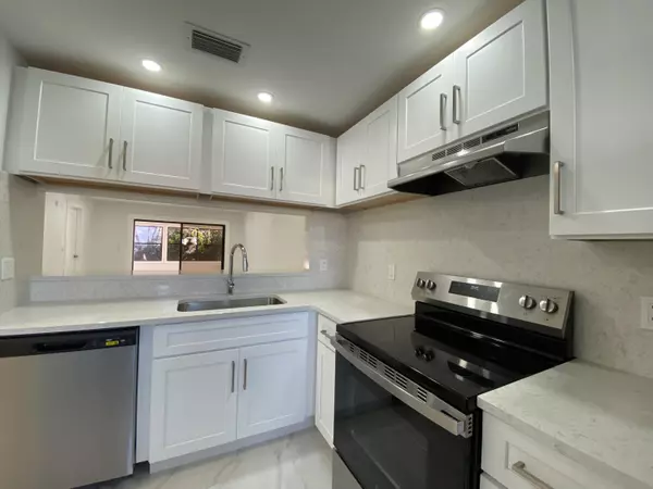 Deerfield Beach, FL 33442,267 NW 36th AVE