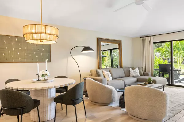 Palm Beach Gardens, FL 33418,206 Club DR