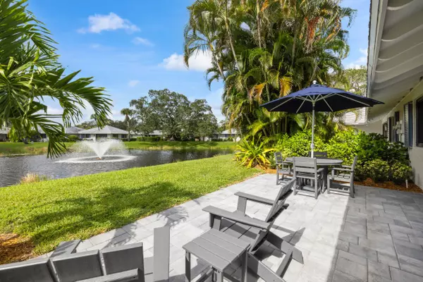 Palm Beach Gardens, FL 33418,206 Club DR