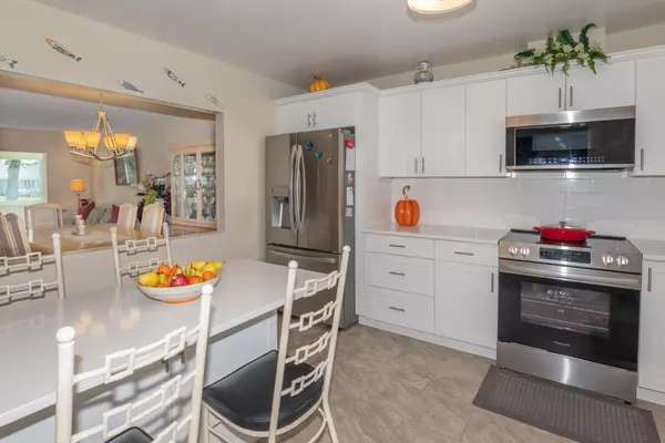 Lake Worth, FL 33467,460 Franconia CIR A