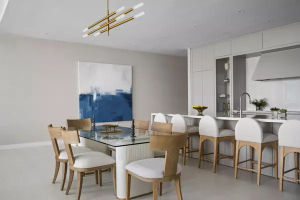 Boca Raton, FL 33432,220 SE Mizner BLVD Ph10