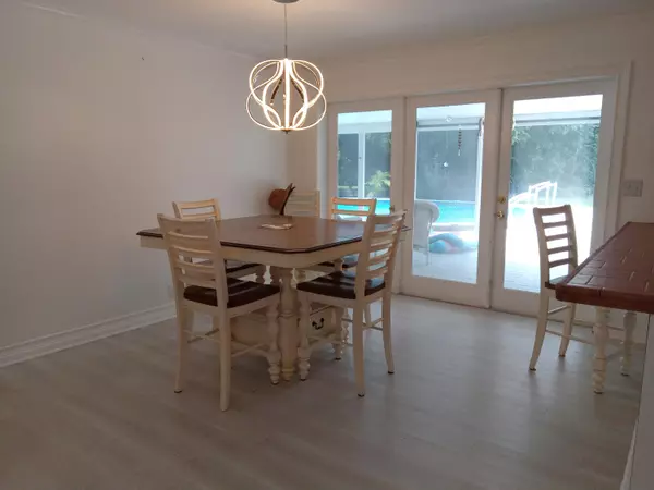 Stuart, FL 34997,5820 SE Smith AVE