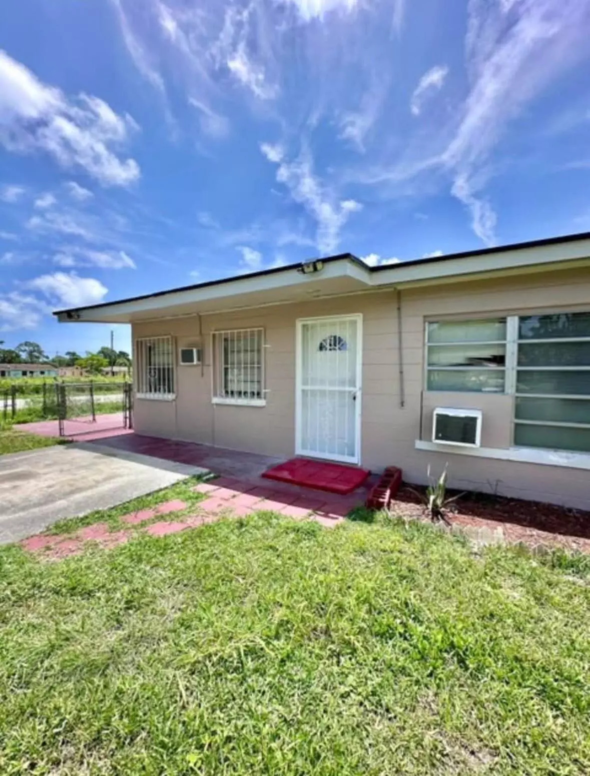 Fort Pierce, FL 34947,3301 Avenue I