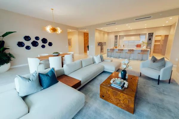 Boca Raton, FL 33432,220 SE Mizner BLVD Ph921