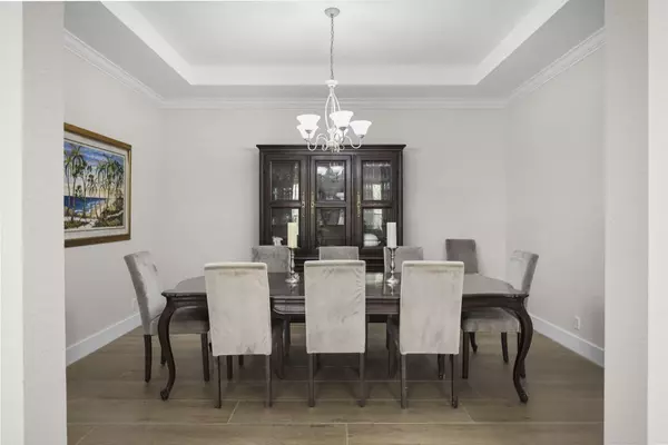 Jupiter, FL 33458,122 Via Castilla