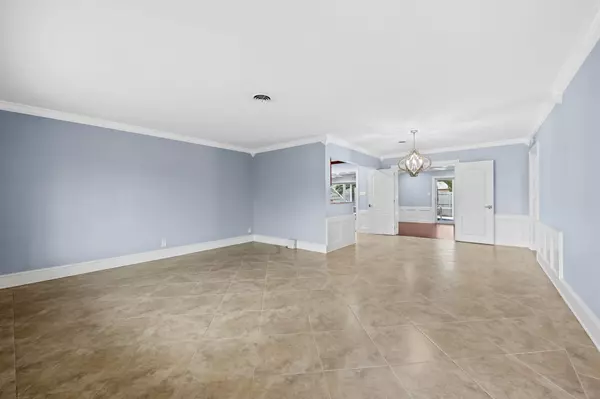 Fort Lauderdale, FL 33308,2041 NE 59th ST