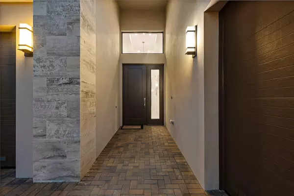 Boca Raton, FL 33434,8330 Essex Country Club DR