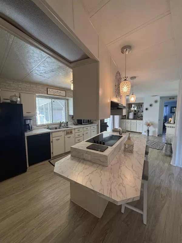 Port Saint Lucie, FL 34952,70 SE Spanish Way WAY