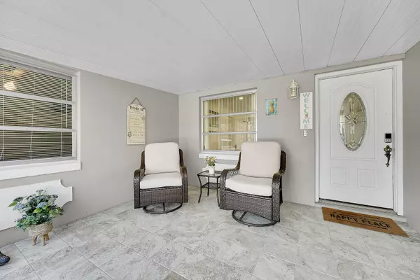 Lake Placid, FL 33852,114 Country Club DR