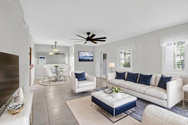 206 Pine Hov CIR C-1, Greenacres, FL 33463