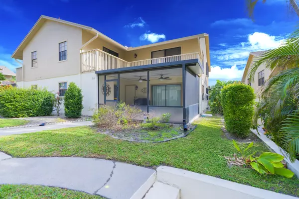 7427 SE Jamestown TER, Hobe Sound, FL 33455