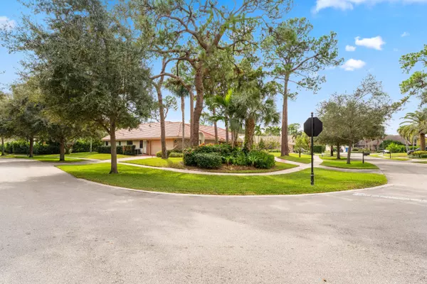 Boca Raton, FL 33433,20816 Pinar TRL