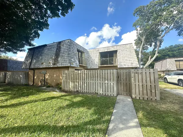 282 Arabian RD, Palm Springs, FL 33461