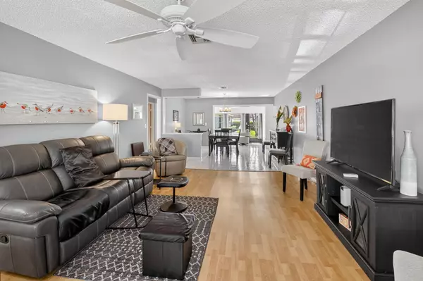 Boynton Beach, FL 33436,9800 Tabebuia Tree DR A