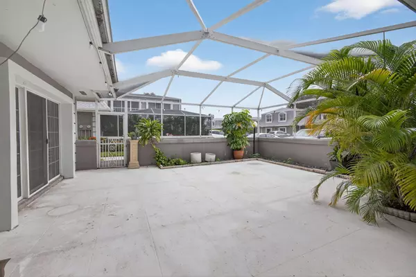 Palm Beach Gardens, FL 33418,2602 Vision DR