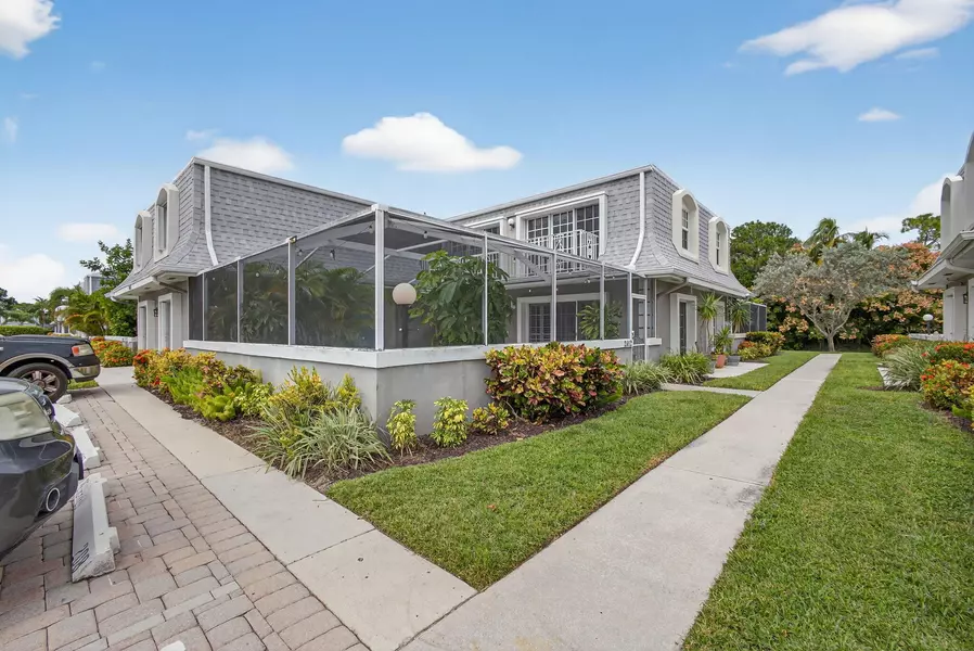 2602 Vision DR, Palm Beach Gardens, FL 33418