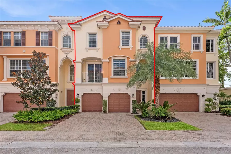 604 NE Francesca LN, Boca Raton, FL 33487