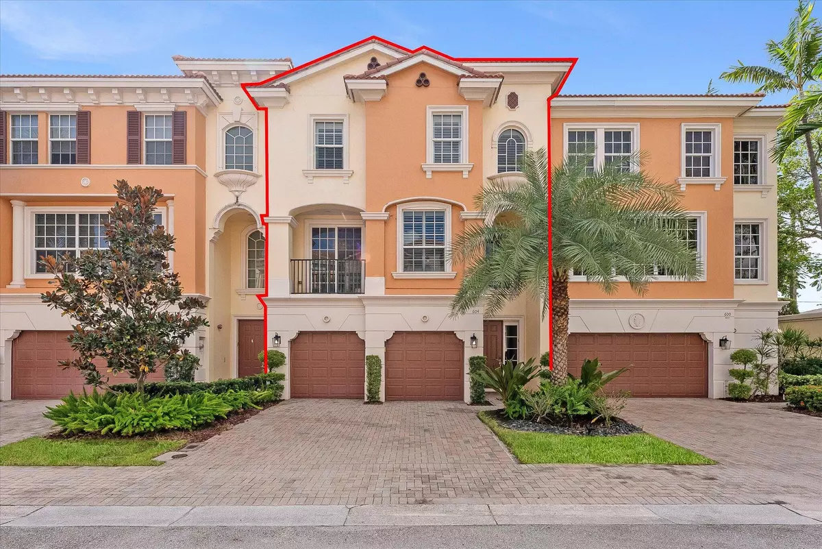 Boca Raton, FL 33487,604 NE Francesca LN