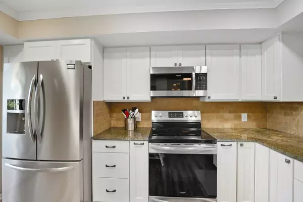 Fort Pierce, FL 34951,9430 Meadowood DR 205