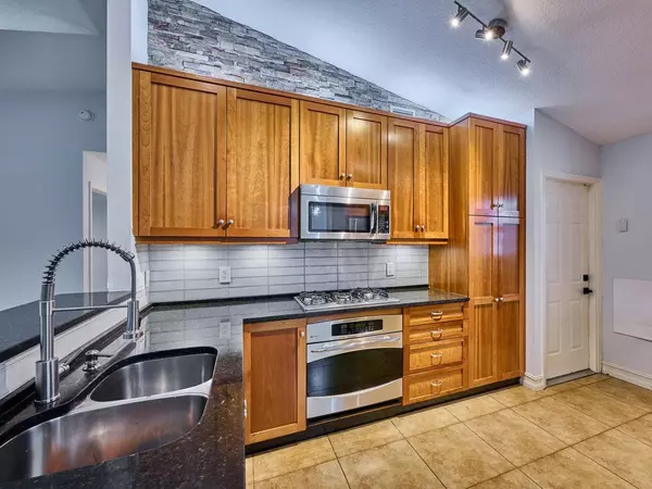 Loxahatchee, FL 33470,17567 N 84th Court North CT