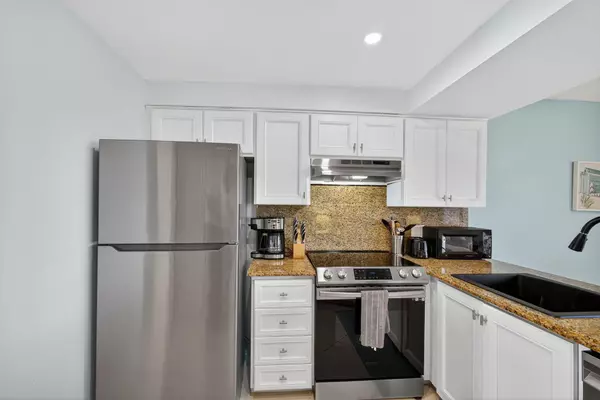 Jupiter, FL 33477,1605 S Us Highway 1 A407