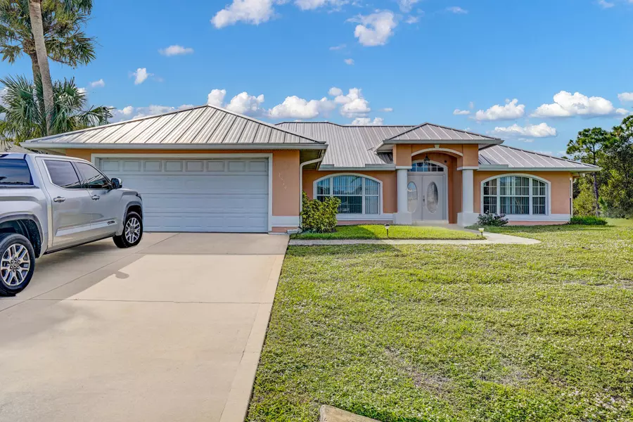 1314 Schumann DR, Sebastian, FL 32958