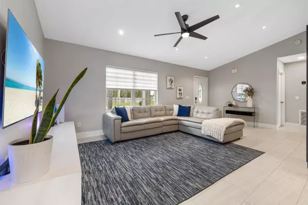 Port Saint Lucie, FL 34984,3071 SE Wake RD