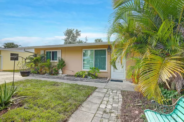 Stuart, FL 34996,44 SE Sailfish LN