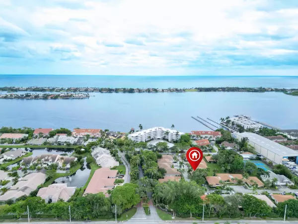 6 S Lakeshore DR, Hypoluxo, FL 33462