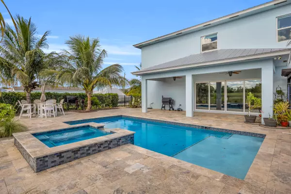 Port Saint Lucie, FL 34953,379 SW South Quick CIR