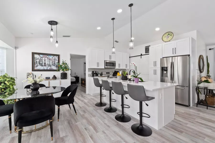 5789 NW Belwood CIR, Port Saint Lucie, FL 34986