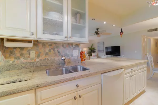 Delray Beach, FL 33445,1042 North DR A