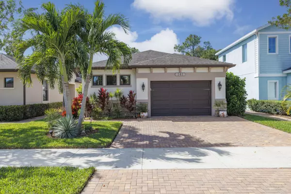 Port Saint Lucie, FL 34952,141 SE Via Visconti