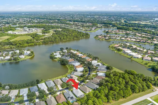 Port Saint Lucie, FL 34953,440 SW Sundance TRL