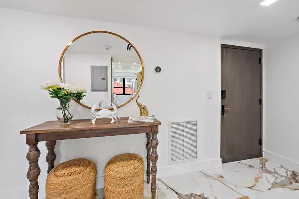 Singer Island, FL 33404,5480 N Ocean DR B1b