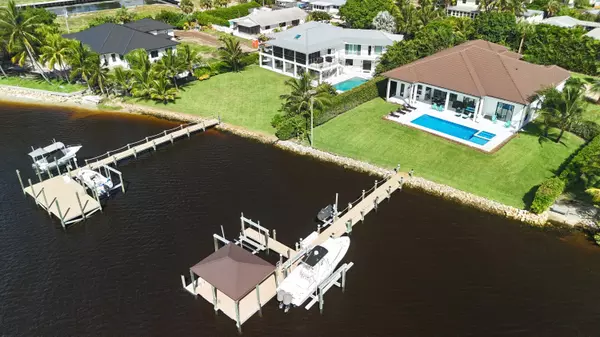 Jensen Beach, FL 34957,1000 NE Wright AVE