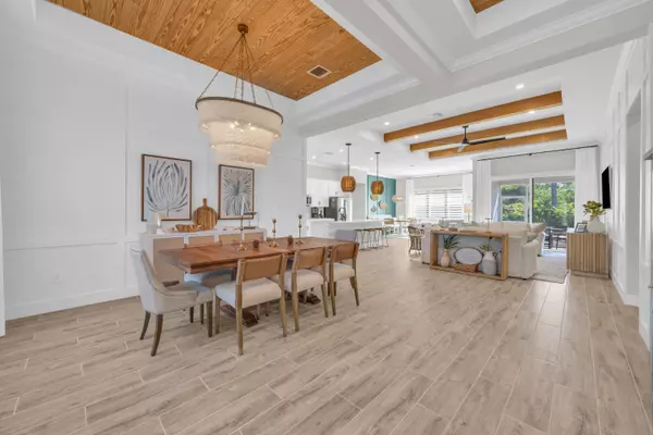 Stuart, FL 34997,668 SW Riverwatch PL