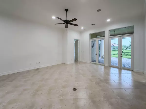 Vero Beach, FL 32967,1188 River Wind CIR