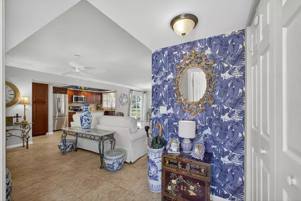 Palm Beach Gardens, FL 33418,5580 Tamberlane CIR 138