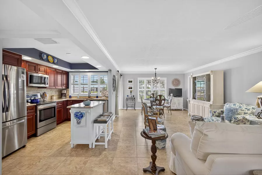 5580 Tamberlane CIR 138, Palm Beach Gardens, FL 33418