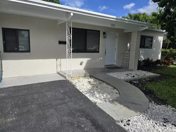 133 SE 13th AVE B, Boynton Beach, FL 33435