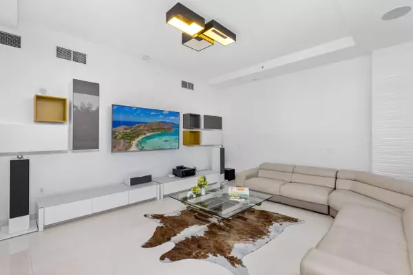 Boca Raton, FL 33432,1000 S Ocean BLVD 110