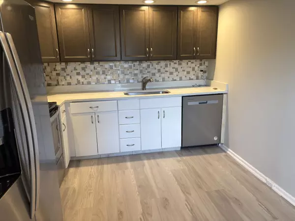 1054 Newcastle C 1054 C, Boca Raton, FL 33434