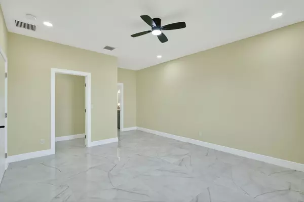 Vero Beach, FL 32967,4248 26th AVE