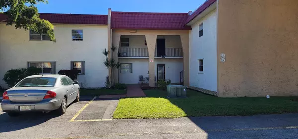 180 Lake Dora DR, West Palm Beach, FL 33411