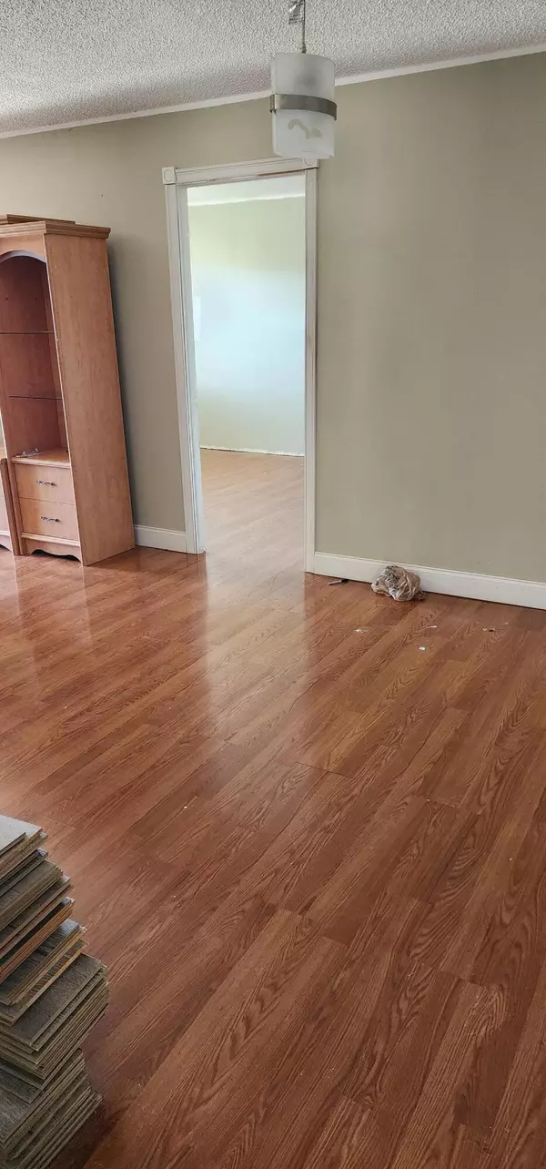 West Palm Beach, FL 33411,180 Lake Dora DR