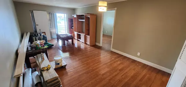 West Palm Beach, FL 33411,180 Lake Dora DR