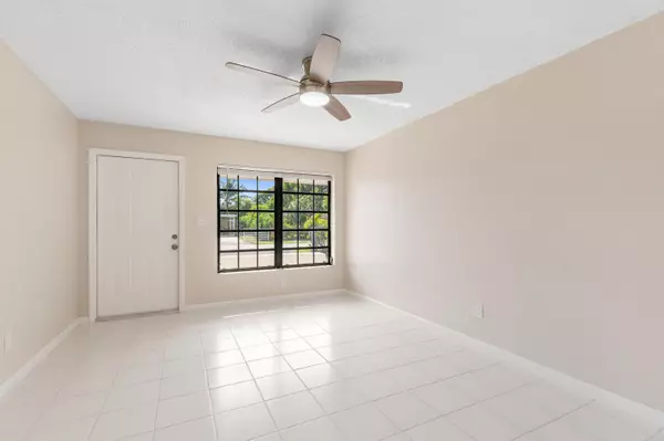 Lauderhill, FL 33311,3391 NW 18th PL