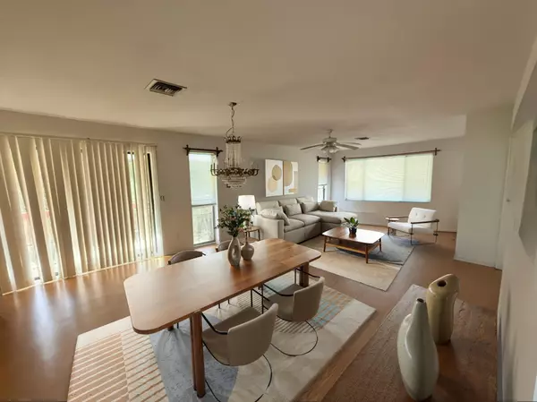 Loxahatchee, FL 33470,1464 Gallop DR